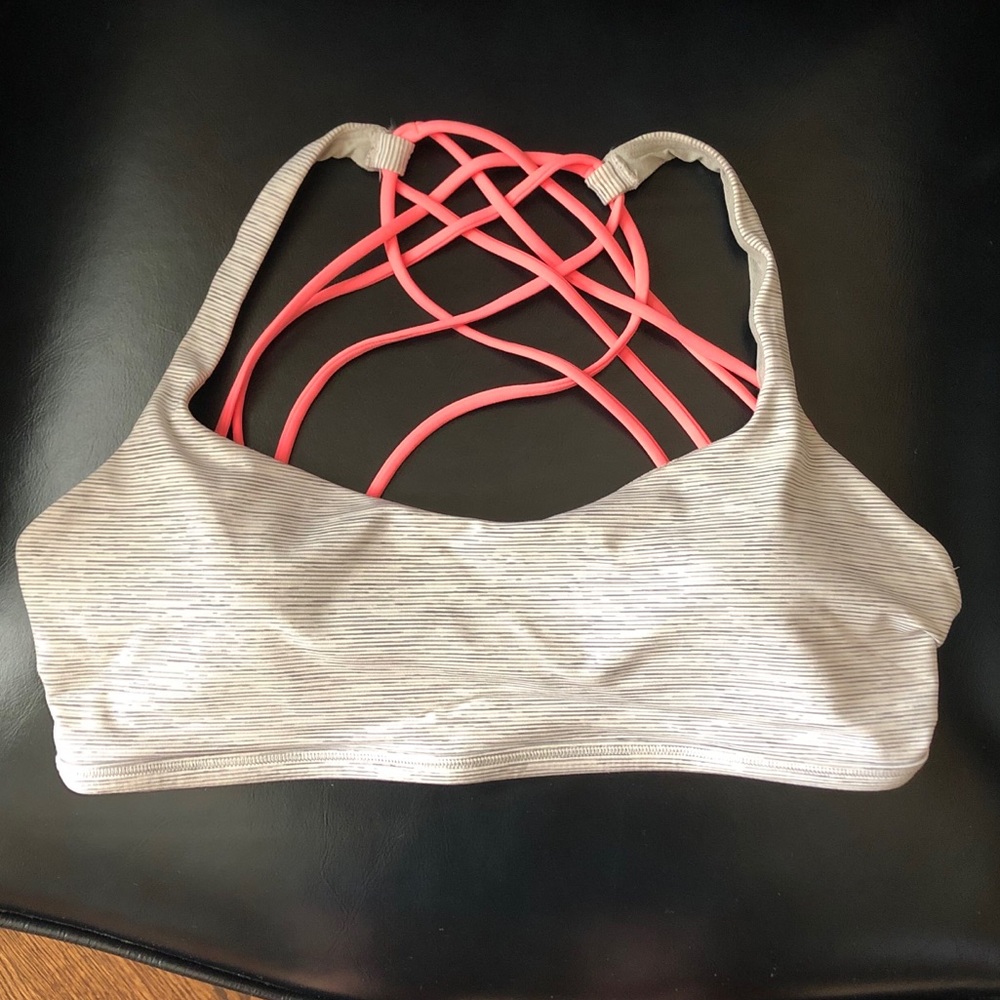 Lululemon Free to be Wild sports Bra